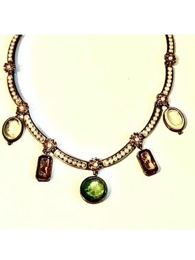 NWT SWEET ROMANCE USA Intaglio Cameo Necklace 20"